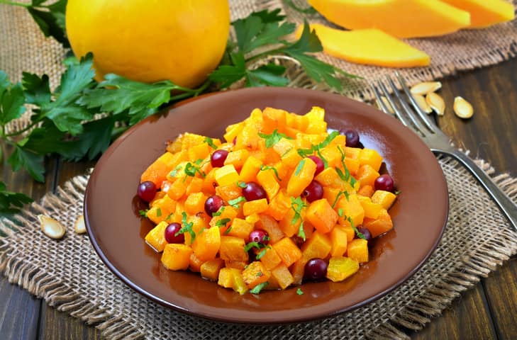 קינוח פירות חם