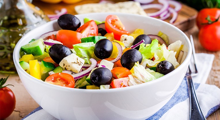 סלט יווני רענן