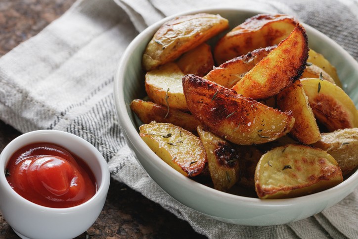 תפוחי אדמה בשום ורוזמרין
